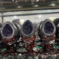 Vente en gros de cristaux de quartz améthyste naturels Reiki, géodes de guérison pour la décoration de la maison