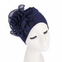 Elegante Turbante Musulmán con Flores Laterales, Gorro Islámico Árabe de Malasia para Mujer con Flor
