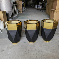 Pot Bunga Indoor Mewah Modern Tinggi 50cm Hitam Emas Dekorasi Rumah Vas Besar Elegan Penanam Logam Taman