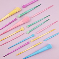 Ensemble de 17 pinceaux de maquillage colorés, manche en plastique, pinceaux de maquillage de haute qualité, pinceau à poudre pour le visage, pinceau à blush, ensemble de pinceaux de maquillage Real Technique