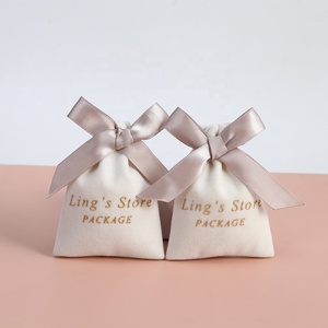 7x9cm Soft Luxury Beige Pink Velvet Jewelry Pouches with Drawstring Closure and <b>Ribbon</b> - Product Image 2
