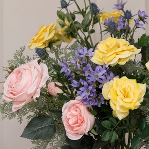 ดอกกุหลาบสีขาว<span class=keywords><strong>ช</strong></span>มพูทำมือ สัมผัสเหมือนจริง ดอกโบตั๋<span class=keywords><strong>น</strong></span>สำหรับตกแต่งห้อง<span class=keywords><strong>น</strong></span>ั่งเล่<span class=keywords><strong>น</strong></span>และงานแต่งงา<span class=keywords><strong>น</strong></span> - Product Image 5