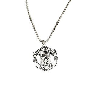 Collier pendentif Manchester United Liverpool Football Club, chaîne en argent et or, unisexe, à porter au quotidien - Product Image 5