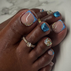 TSZS Faux ongles de pieds réutilisables de luxe français avec strass, perles et fleurs 3D, carrés, pour <span class=keywords><strong>manucure</strong></span> des pieds, vente en gros - Product Image 5