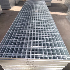 Tôle de caillebotis en <span class=keywords><strong>acier</strong></span> galvanisé <span class=keywords><strong>Couverture</strong></span> de caillebotis de drainage en fer pour allées extérieures et industriels Finition en zinc trempé à chaud - Product Image 2