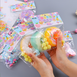 Jouets sensoriels anti-stress en forme de gaufres, donuts et tartes super doux pour enfants, garçons et filles - Product Image 4