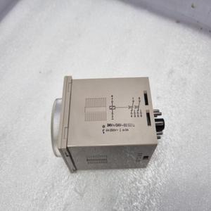 Temporizador PLC H3CR-H8L con Retardo de Apagado, Rango de Tiempo M de 06 a 12 Minutos - Product Image 1