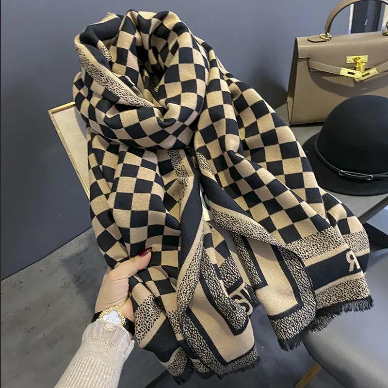 Luxury Famous Brand Designer Scarf Wool Black&White Plaid Tassel Scarves Fashion Winter Warm Scarf For Women