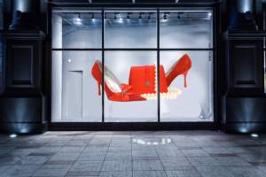Écran <span class=keywords><strong>OLED</strong></span> transparent P6.25 pour vitrine d'exposition de musée avec fine marge d'écran et revêtement antireflet pour la publicité - Product Image 3