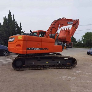 Excavadora de cadenas Doosan DX225LC 225 LCA original usada en Corea con 1 año de garantía en motor, bomba y propulsor - Product Image 1