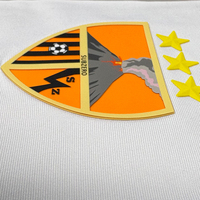 Autocollant de logo de marque en caoutchouc sérigraphié personnalisé Sewill Étiquettes de transfert de chaleur en silicone souple à effet surélevé 3d pour vêtements