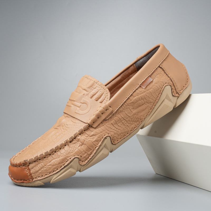 สีน้ำตาล