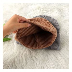 Gorro Personalizado con Logotipo y Texto a Medida, Diseño de Algodón con Visera Plana, Impresión por Transferencia Térmica, Gorro de Invierno a la Moda - Product Image 4