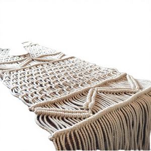 Camino de Mesa de Algodón de Lujo con Patrón Sólido Estampado, Tejido a Mano, Ecológico y Personalizable para Bodas, Fiestas, Hogar y Hoteles - Product Image 3