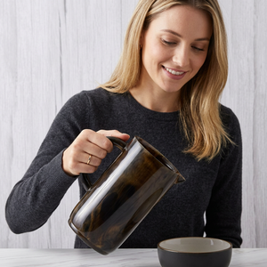 Carafe à eau moderne de luxe en résine, compatible lave-vaisselle, capacité personnalisable >6L, couleur personnalisable, vaisselle de fête pour la maison - Product Image 1