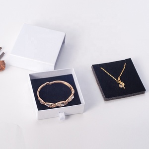 Tùy Chỉnh Trắng Nghệ Thuật Giấy Hộp Đồ Trang Sức Ngăn Kéo Và Ribbon Bao Bì Với Dập Nổi Và Lớp Phủ UV Cho Miếng Bọt Biển Lót Lưu Trữ Đồ Trang Sức - Product Image 2