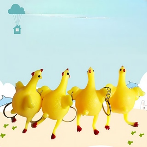 Porte-clés Poules Pondeuses Amusantes à Presser, Jouet Anti-Stress en Mousse Souple à Remontée Lente - Product Image 3