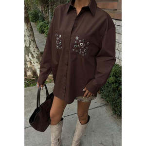 Camisa de Popelina Marrón con Detalle de Ojales Metálicos, Blusa Casual para Mujer, Cierre de Botones, Talla 3453 - Product Image 2