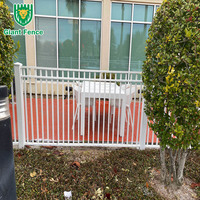 Panneaux de clôture de sécurité modernes anti-escalade en acier tubulaire noir thermolaqué de 1,8 m sur mesure, 3 rails en fer forgé pour jardin résidentiel