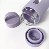 Bouteille d'eau en verre borosilicate avec logo personnalisé et manchon en silicone, gobelet en verre de 600 ml pour la salle de sport en plein air