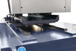 PET Preform macchina di stampaggio ad iniezione di materie plastiche da 250 tonnellate con servo sistema - Product Image 3