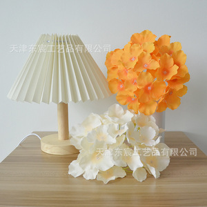 ดอกไฮเดรนเยียประดิษฐ์จาก Dongchen Crafts จำนวน 27 หัว ทำจากผ้าไหม ใช้สำหรับตกแต่งงานแต่งงาน วัสดุสำหรับงาน DIY - Product Image 3
