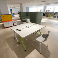 Tavolo da Formazione Moderno Pieghevole Minimalista con Ruote Bloccabili per Ufficio e Sala Riunioni