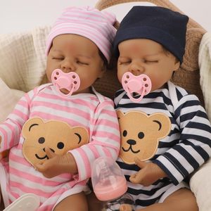 Poupée reborn réaliste de 18 pouces, vêtements rayés, simulation de bébé en vinyle, cadeau d'anniversaire, vente en gros - Product Image 1