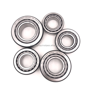 Roulement à rouleaux coniques à une rangée en acier chromé de précision P6 30205 30304 32008 32009 pour moyeu de roue de camion automobile 5000 tr/min - Product Image 1
