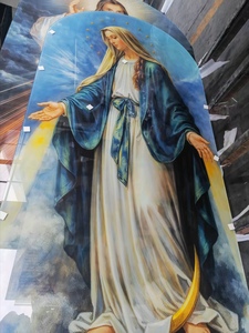 Panneau de verre décoratif imprimé avec portrait religieux, taille personnalisée, art décoratif en verre pour la décoration murale des églises et des maisons - Product Image 3