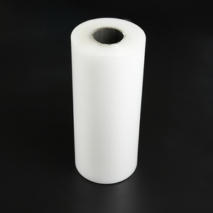 Tamaño 50mm * 200m 15 micras película elástica <span class=keywords><strong>de</strong></span> alta calidad película <span class=keywords><strong>de</strong></span> deformación hecha <span class=keywords><strong>de</strong></span> plástico LLDPE transparente y duradero producto recomendado - Product Image 2
