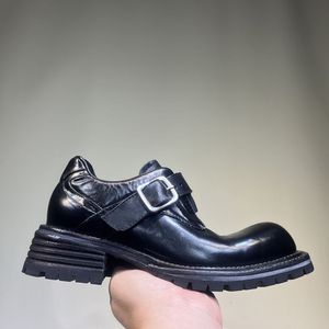 Chaussures en cuir pour hommes de style britannique, haut de gamme, en cuir de cheval lavé à l'eau, formelles, pour mariage, chaussures de marié, chaussures tendance faites à la main - Product Image 5