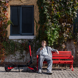 Trottinette électrique pliable pour adultes en alliage d'aluminium U1, pneus solides, étanche, 10 pouces, 250W, batterie au lithium 48V, vitesse rapide, contrôle par application - Product Image 5