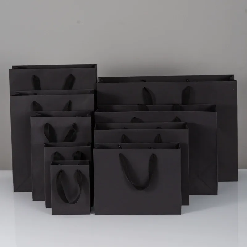 Luxury Eco-Friendly Matte Black Art Paper Gift Bag Custom Gold Foil Logo Cotton Rope Handle for Promotion Boutique Packaging