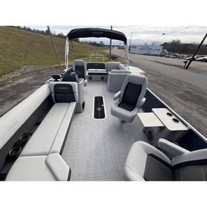 Bateau à moteur de luxe Cruiser 230 2025, 200 CV, largeur de 8'6'', 90 749 $ - Product Image 6