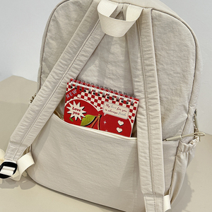 Zaino Casual Unisex Leggero in Nylon, Capacità 20L, Design Ergonomico, Colore Unico, Impermeabile in Poliestere con Chiusura a Cerniera - Product Image 5