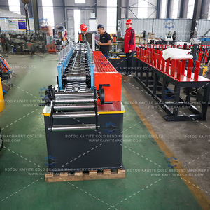 Machine de formage à froid de volets roulants en acier inoxydable haute vitesse pour portes de <span class=keywords><strong>garage</strong></span> - Product Image 2