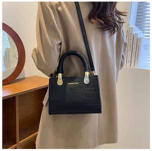 Bolso de Hombro Versátil y Elegante 2025 con Cierre de Hebilla de Cuero PU Genuino, Capacidad de 1L, Unisex, Bolso de Mano Transfronterizo - Product Image 2