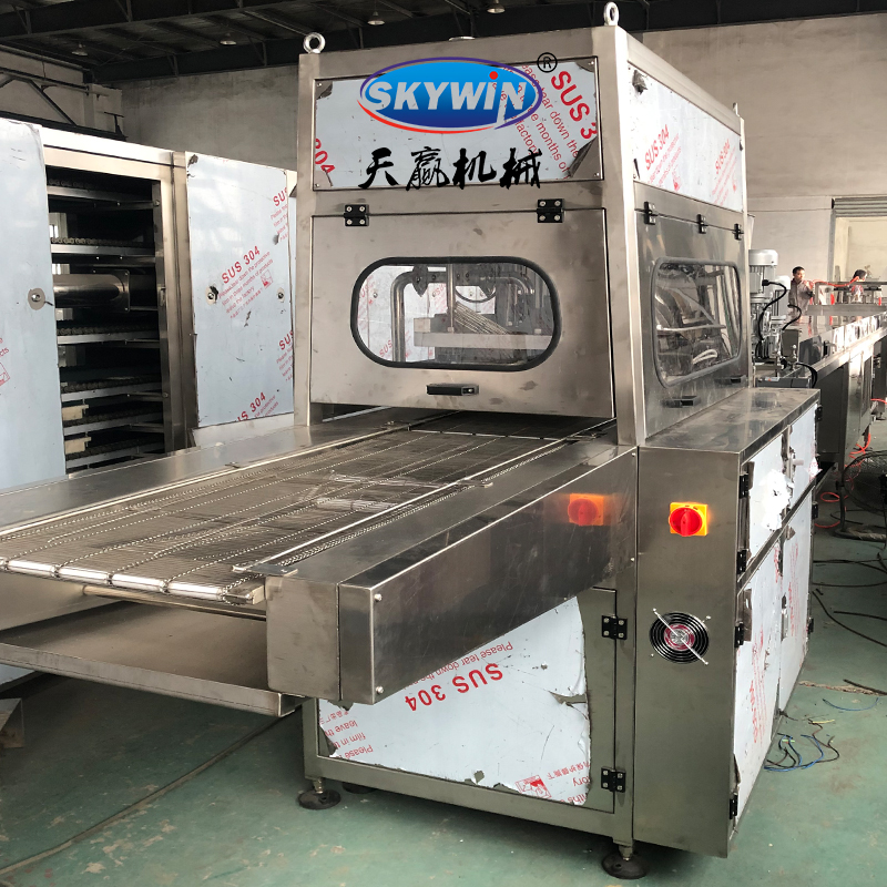 Automatic Chocolate Production Line Small Chocolate Enrobing Coating Molding Machine