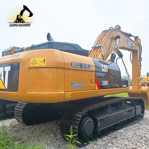 Excavatrice d'occasion CAT 330D2L pour le dragage de rivières, avec moteur puissant, bras extensible et train de roulement durable - Product Image 1