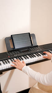Nouveau design de clavier de piano avec 61 touches, piano numérique de haute qualité <span class=keywords><strong>pour</strong></span> débutants, <span class=keywords><strong>synthétiseur</strong></span> de piano numérique <span class=keywords><strong>pour</strong></span> la vente en gros - Product Image 4