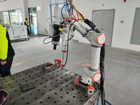 Bras robotisé à 6 axes pour soudage laser |   Système de soudage robotisé avec intégration PLC