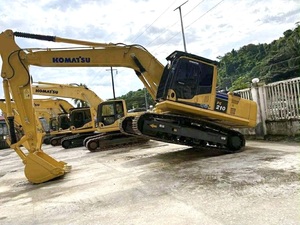 Excavatrice Komatsu PC210 21T certifiée CE, d'occasion du Japon, pour projets lourds, avec accessoire marteau hydraulique et pince de préhension - Product Image 4