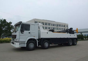 Camion de dépannage à plateau plat 4x2 pour le sauvetage routier et le remorquage de voitures/camions - Product Image 3