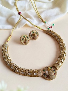 Ensemble de bijoux de mariée traditionnels indiens de luxe plaqué or 24 carats de haute qualité pour femmes, occasions de mariage et de fête - Product Image 3
