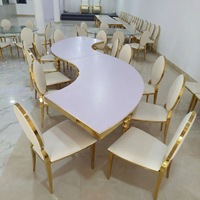 Table de salle à manger de luxe en acier inoxydable, design serpentin demi-circulaire pour hôtel, événements et mariages