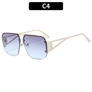 แว่นกันแดดแฟชั่นทรงเหลี่ยมไร้กรอบสำหรับผู้หญิง รุ่นหรูหรา ปี 2025 ดีไซน์เนอร์ ทรงนักบิน เลนส์สีเงิน แว่นกันแดดผู้หญิงขนาดใหญ่ ครึ่งกรอบ - Product Image 6