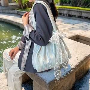 Sac à bandoulière dégradé de grande capacité avec décoration en dentelle Sac fourre-tout à la mode pour femme - Product Image 6