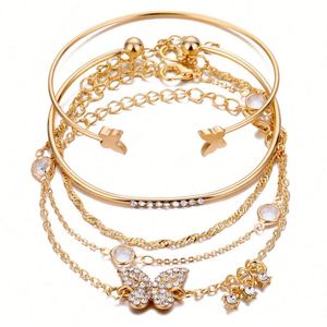 European American Women's Small Retro Style Light Luxury Fashion <b>Bracelet</b> New Diamond Butterfly Design Cross-Border Luxury - Product Image 5