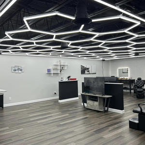 Lumière de garage LED hexagonale RGB blanc froid IP54 étanche FW-1 pour <span class=keywords><strong>atelier</strong></span>, hôtel et usage résidentiel - Product Image 2